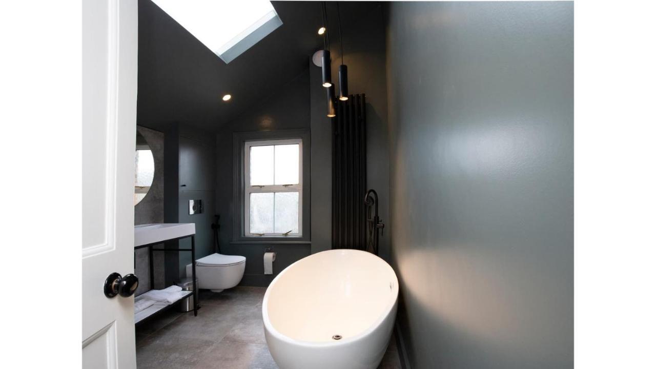 Pass The Keys Stunning, Brand New 3Br Home - Central Oxford Exterior foto