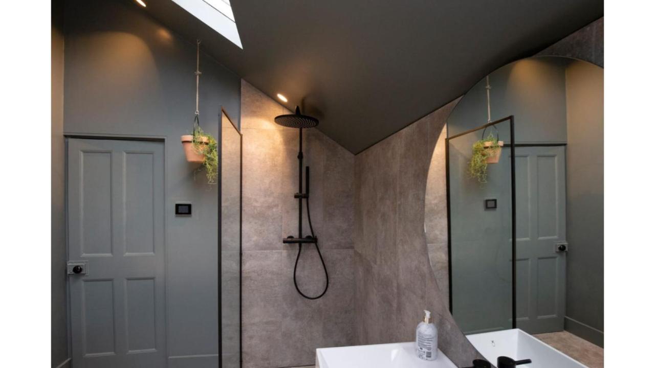 Pass The Keys Stunning, Brand New 3Br Home - Central Oxford Exterior foto